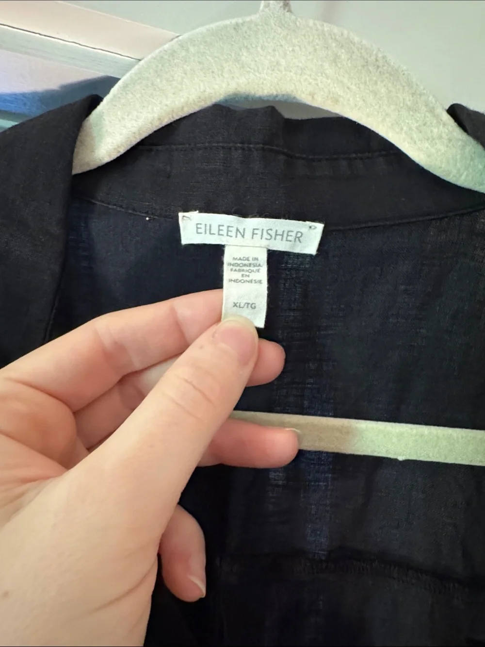 Eileen Fisher Black Linen Sleeveless Button-Down Shirt